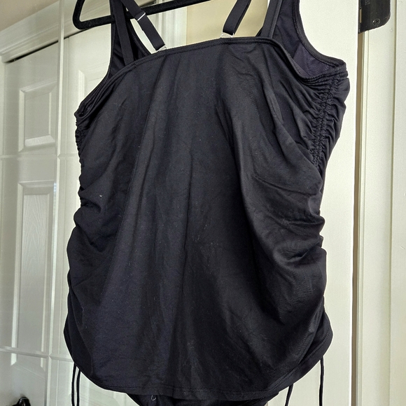 Lands End Tankini Top - Picture 4 of 5